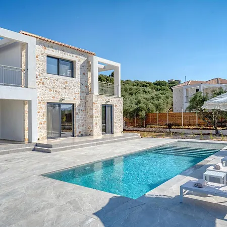 Villa Edward Stone Tragaki