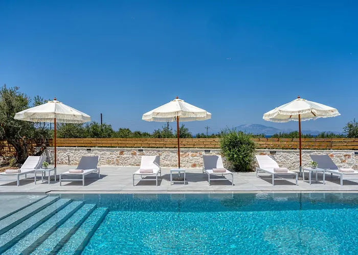 Edward Stone Tragaki