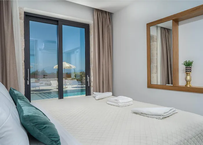 Edward Stone Villa Tragaki