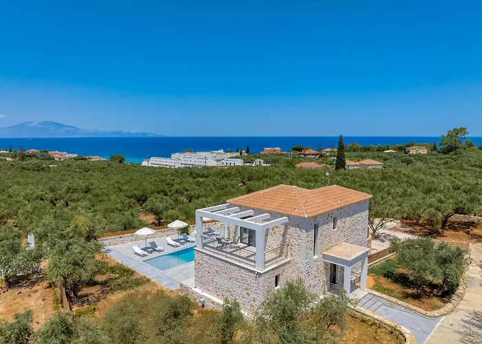 Villa Edward Stone Tragaki